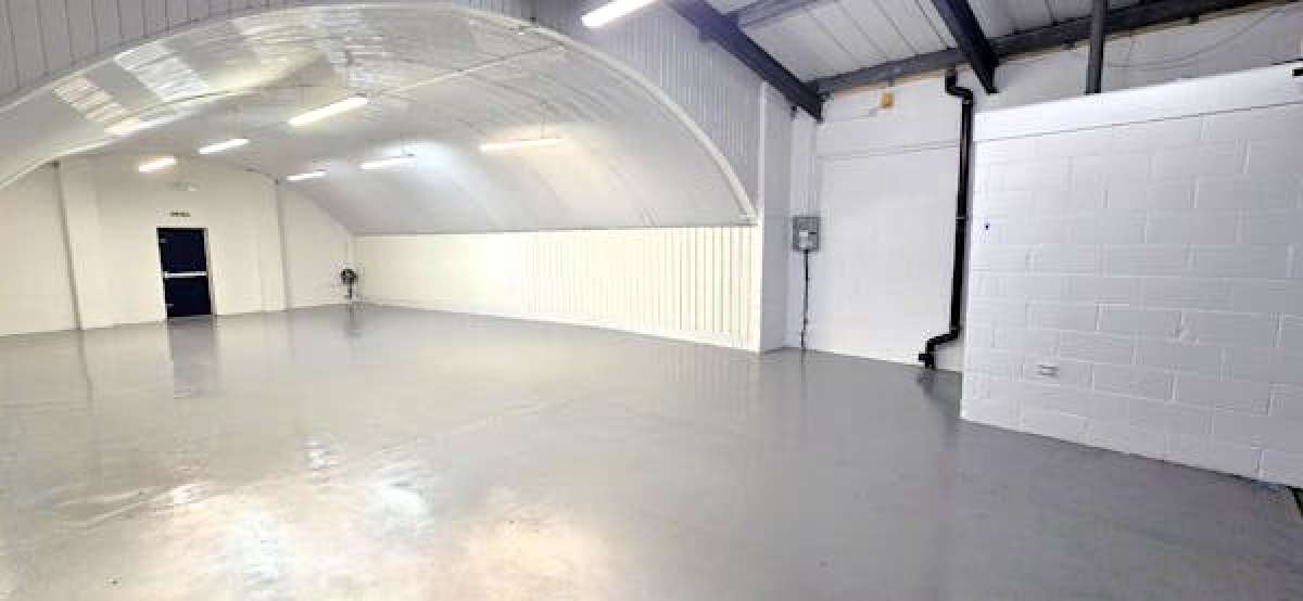 Industrial Unit in London