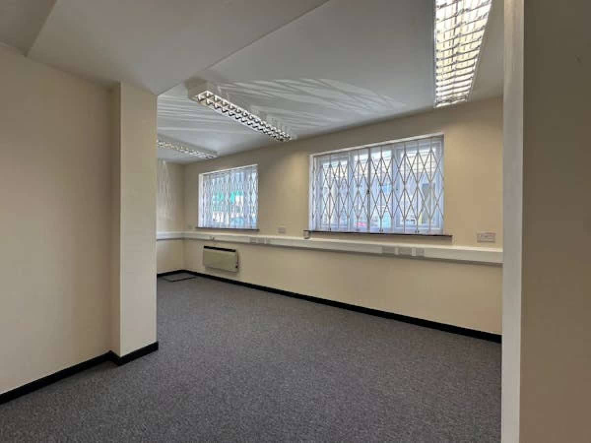Industrial Unit in Romford
