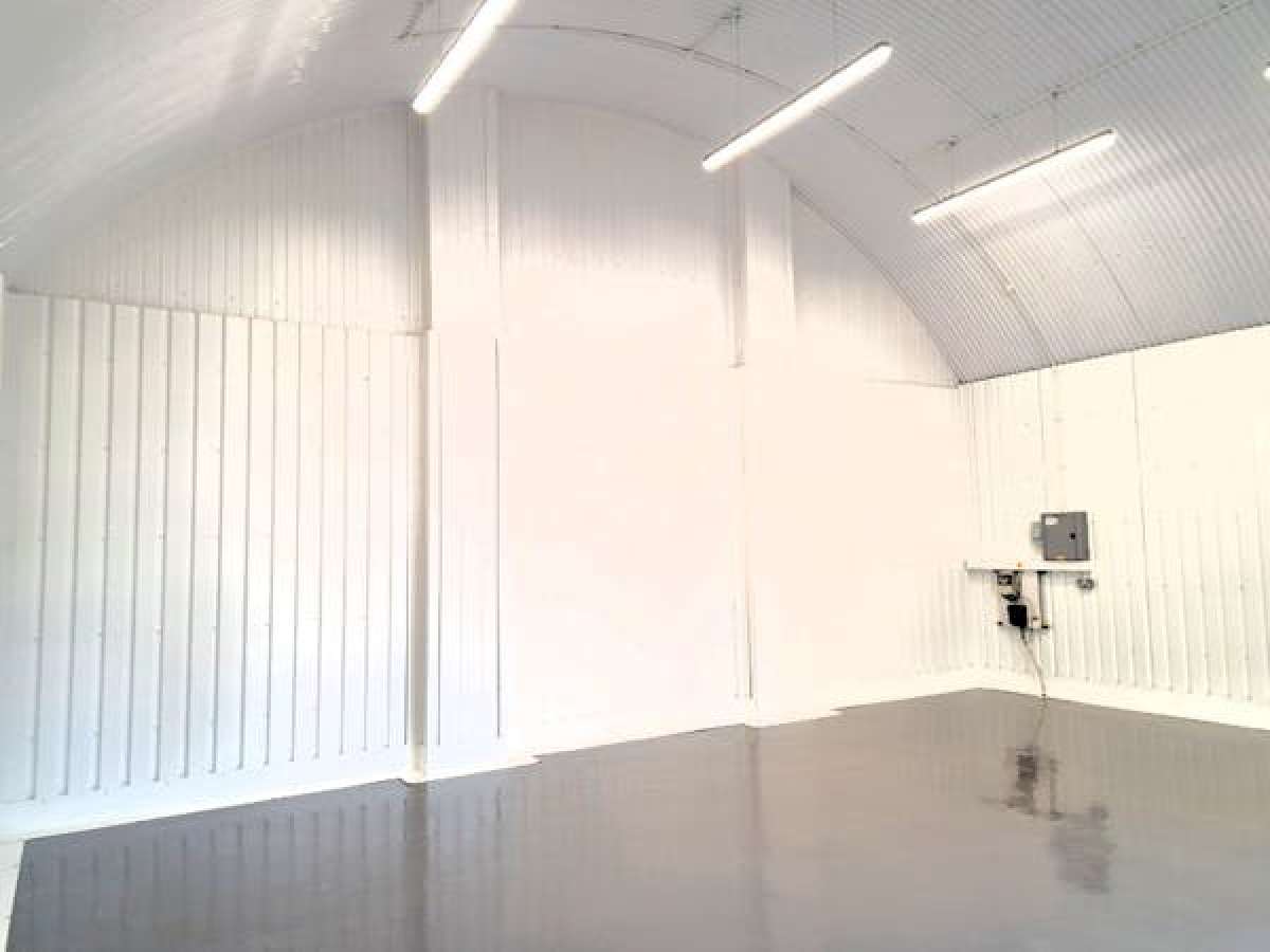Industrial Unit in London