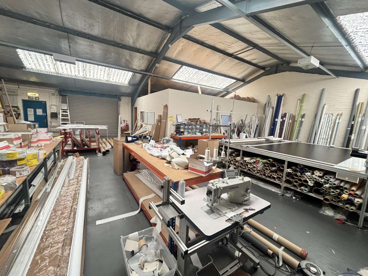 Industrial Unit in Oadby - photo 3