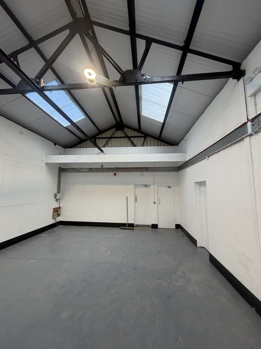 Industrial Unit in Rowley Regis - photo 2