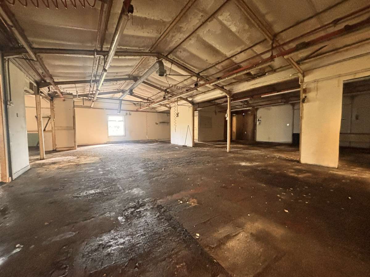 Industrial Unit in Leicester - photo 4