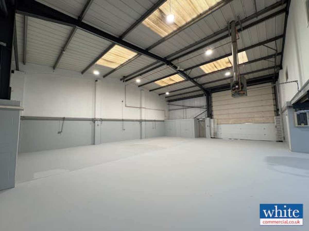 Industrial Unit in Bicester - photo 4