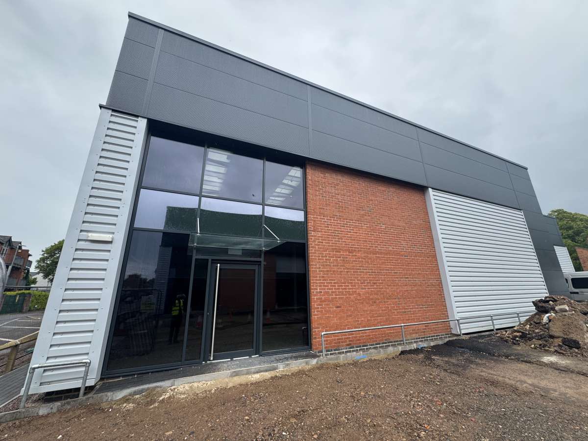 Industrial Unit in Leicester - photo 2