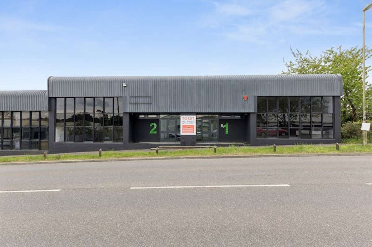 Industrial Unit in Alton - photo 2