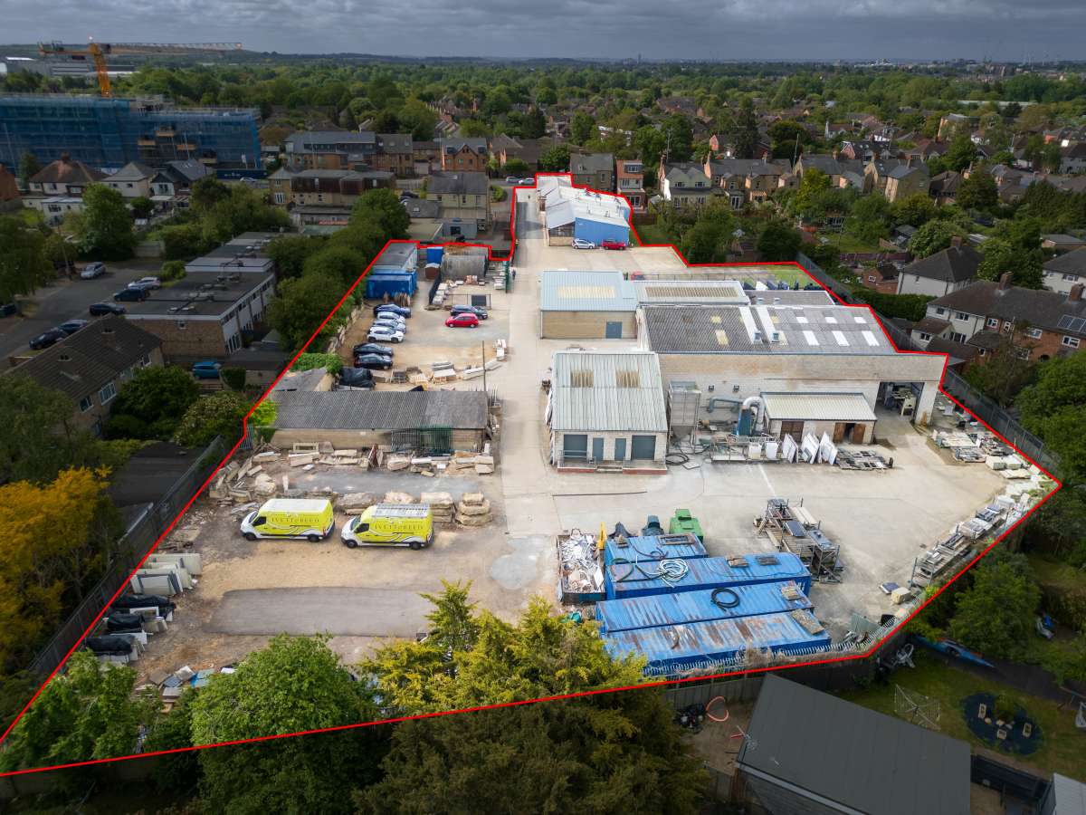 Industrial Unit in Cambridge - photo 2