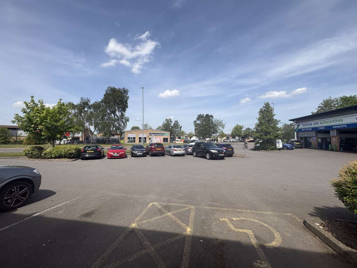 Industrial Unit in Lincoln - photo 4