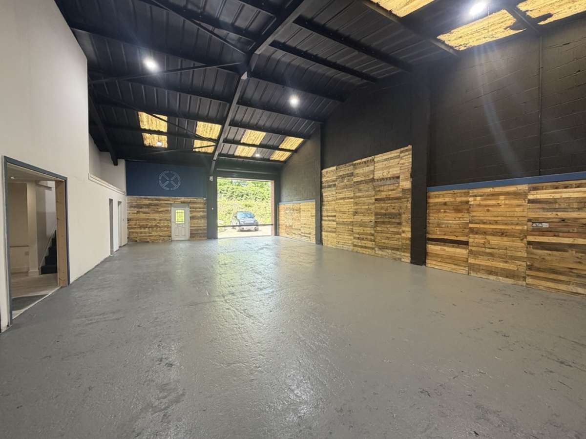 Industrial Unit in Shifnal - photo 3