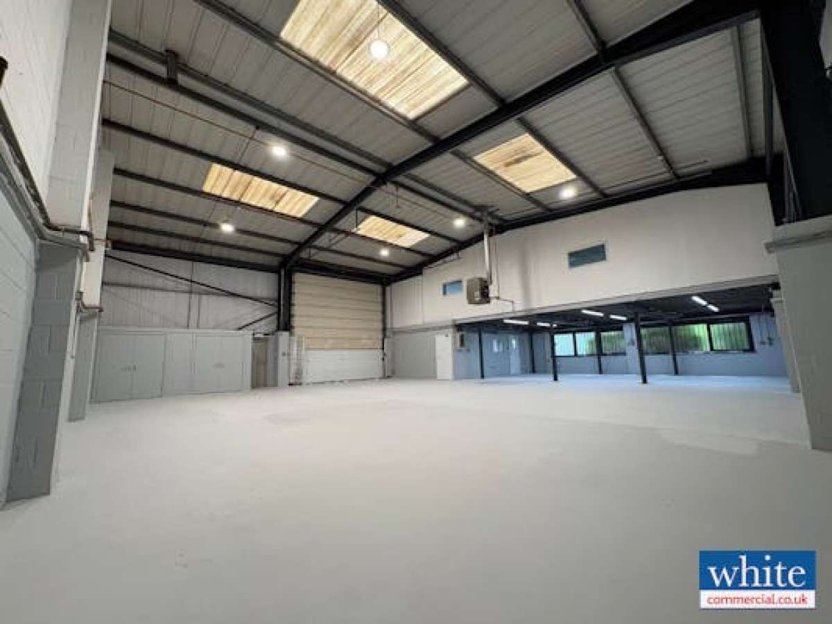 Industrial Unit in Bicester - photo 4