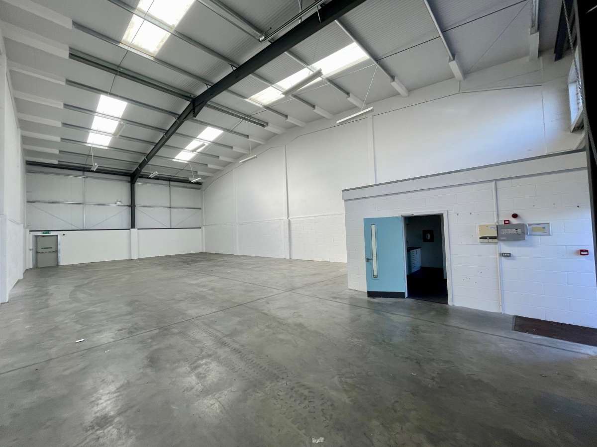 Industrial Unit in Great Yarmouth - photo 2