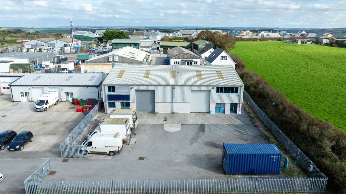 Industrial Unit in Padstow - photo 3