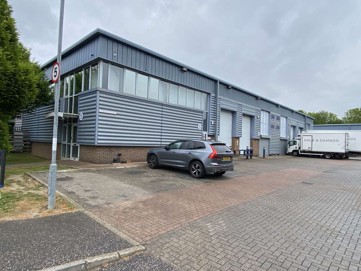 Industrial Unit in Papworth Everard - photo 2