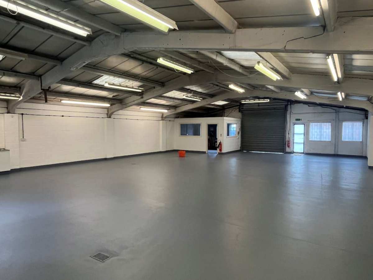 Industrial Unit in Winchester - photo 2