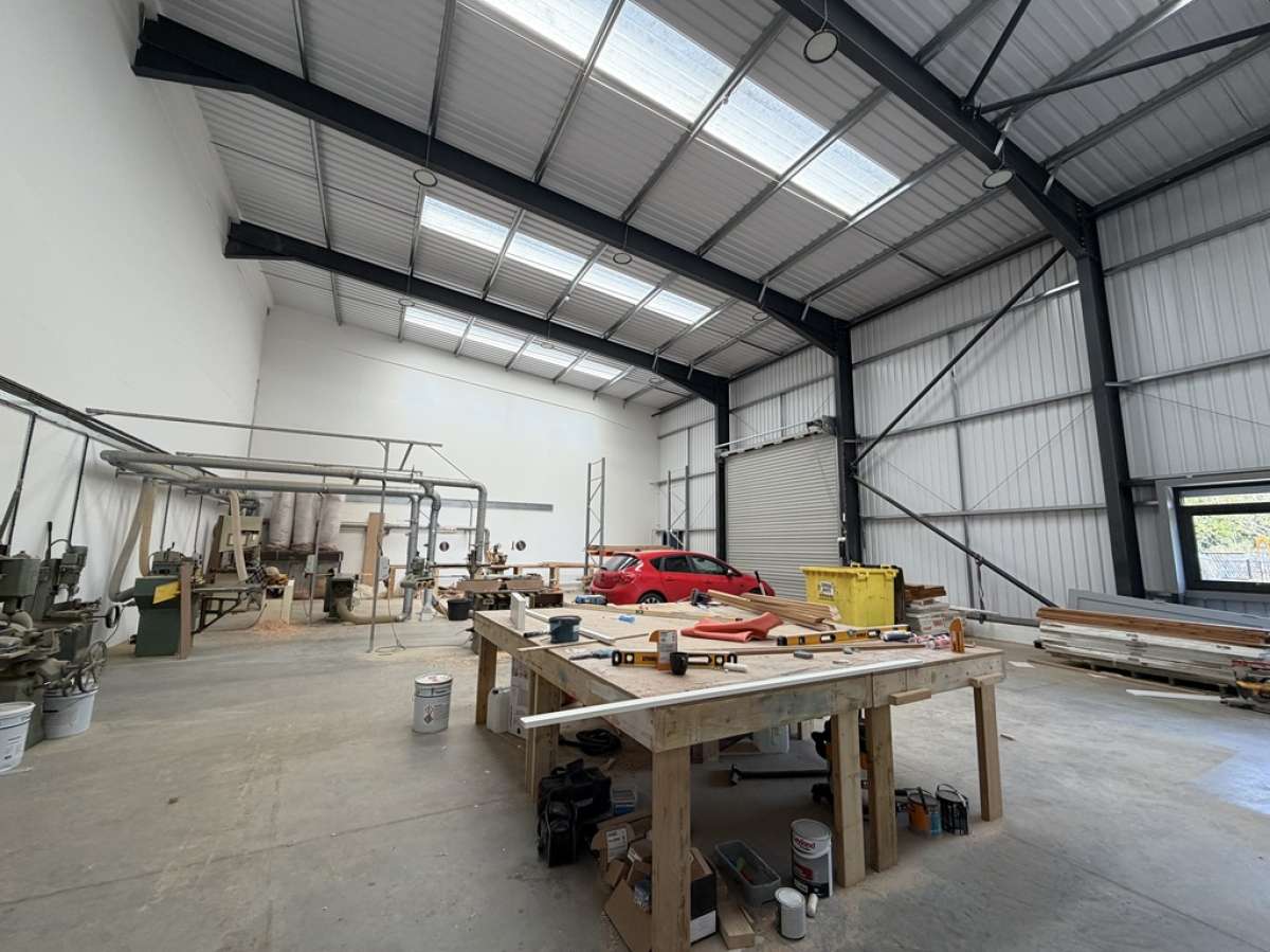 Industrial Unit in Dudley - photo 4