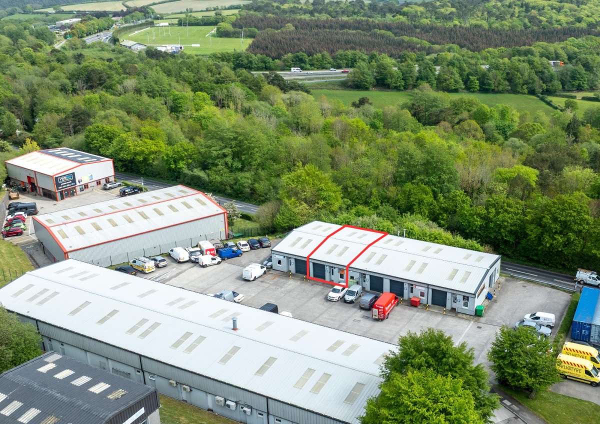 Industrial Unit in Bodmin - photo 2