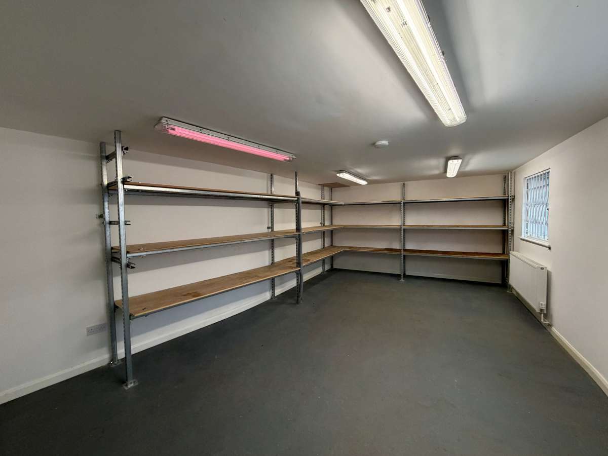Industrial Unit in Glenfield - photo 2