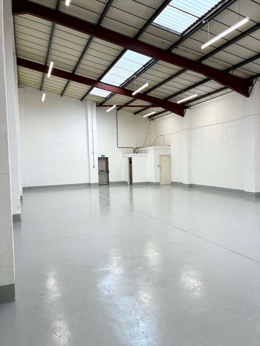 Industrial Unit in Letchworth Garden City - photo 3