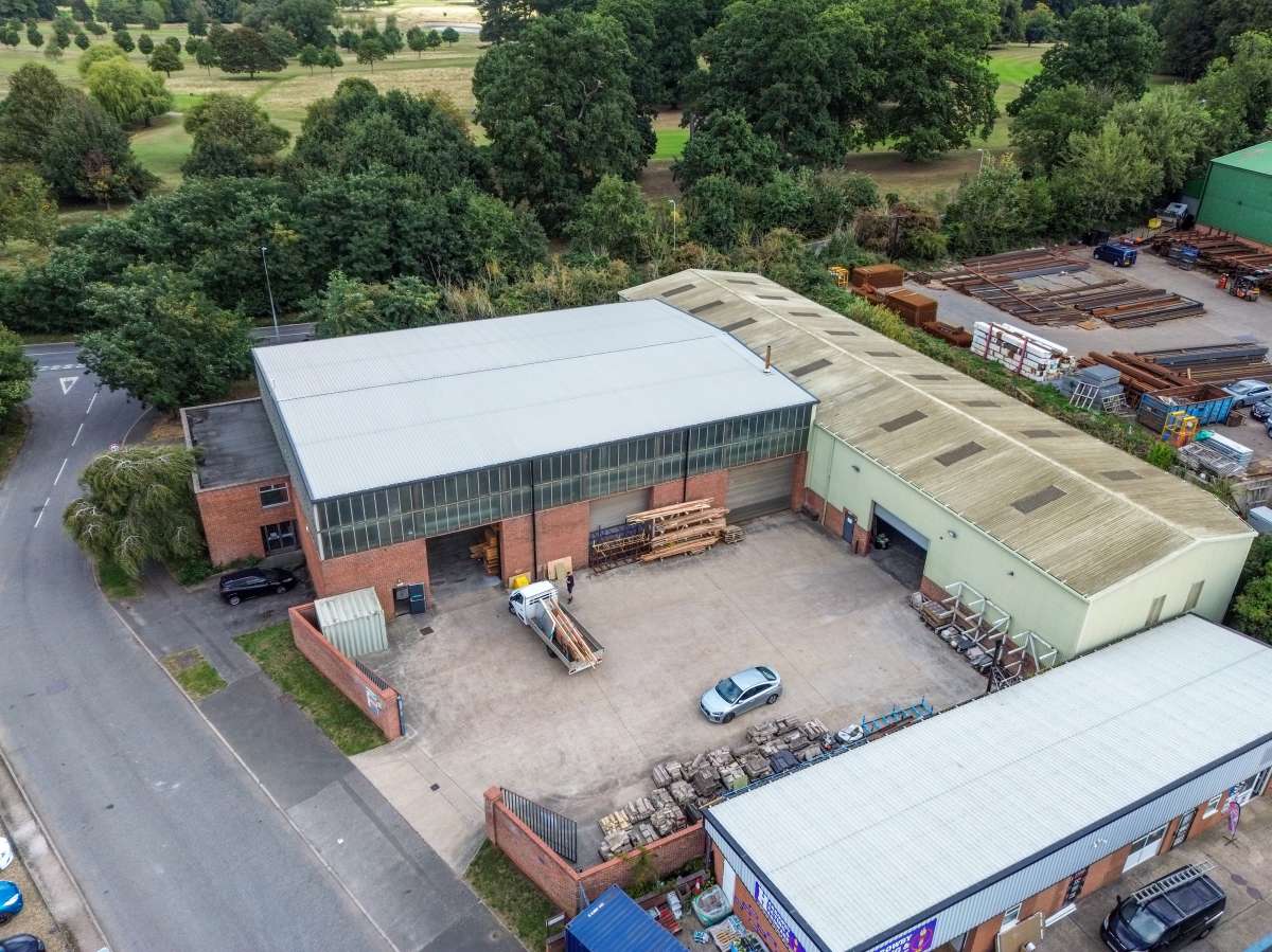 Industrial Unit in Grantham - photo 2