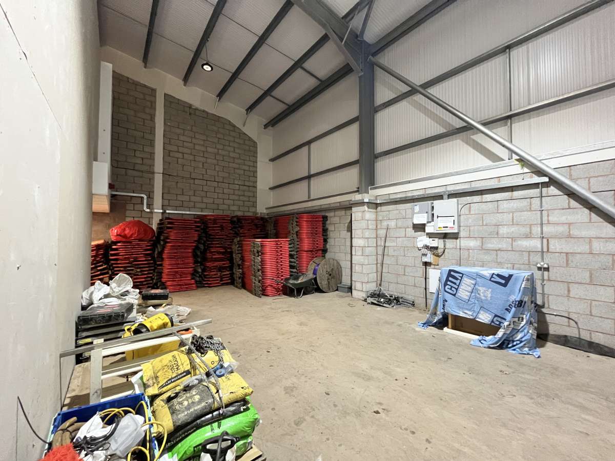 Industrial Unit in Willand - photo 3