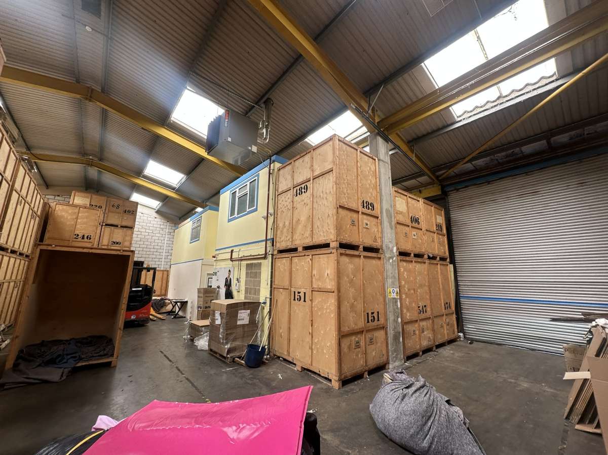 Industrial Unit in Eastbourne - photo 2