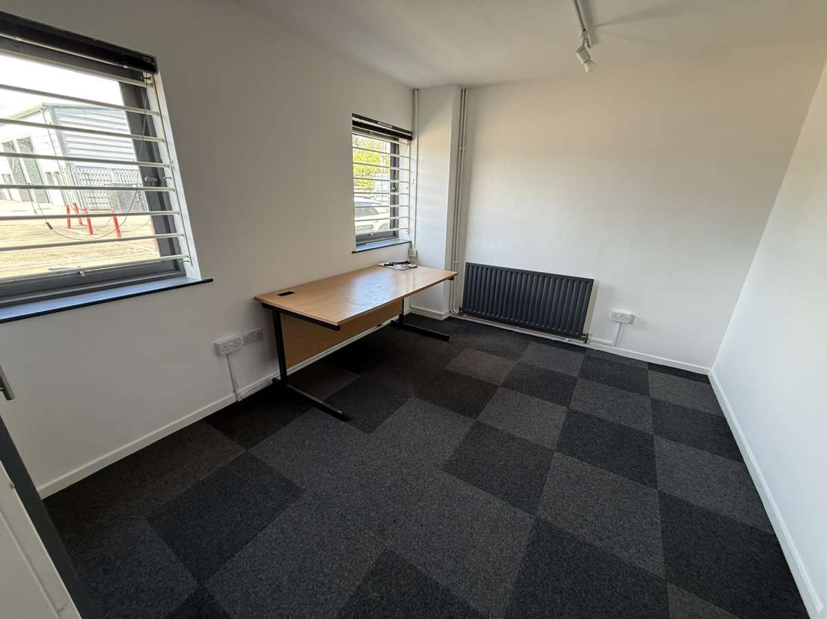 Industrial Unit in Barrow Upon Soar - photo 4