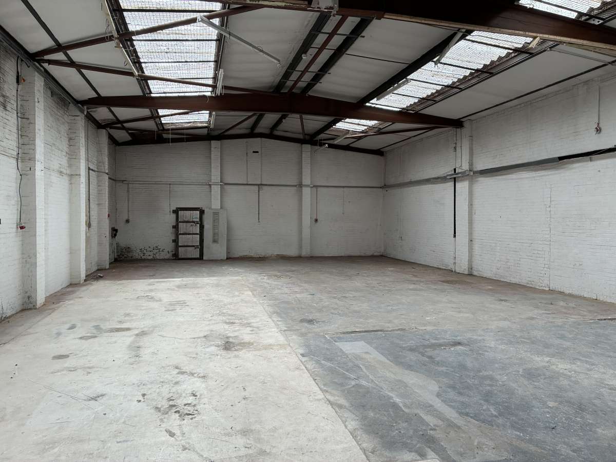 Industrial Unit in Orpington - photo 3