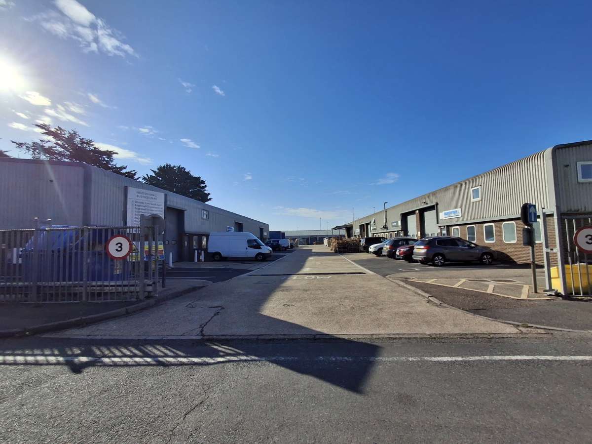 Industrial Unit in Newhaven - photo 4