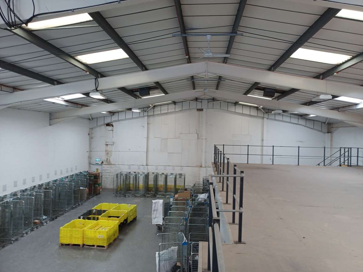 Industrial Unit in Plymouth - photo 2