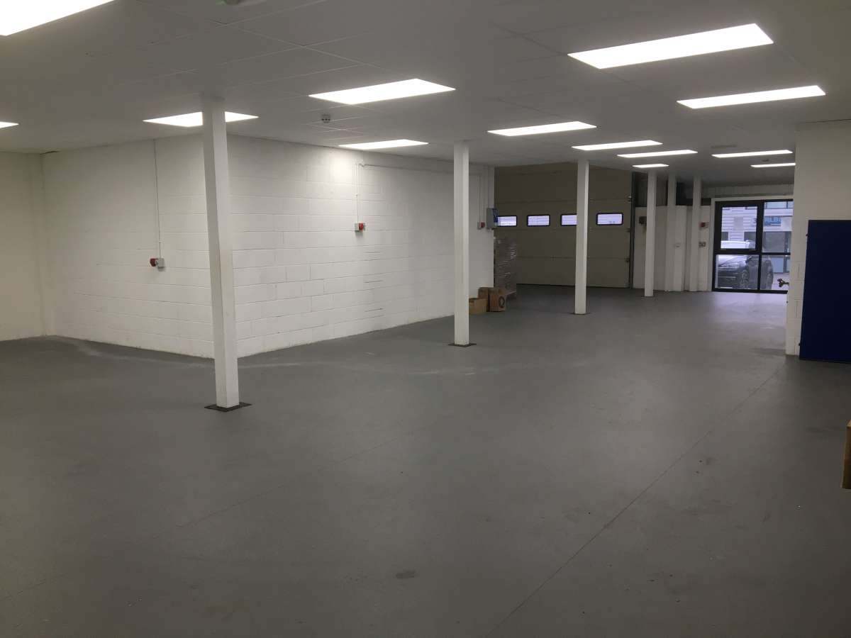 Industrial Unit in Plymouth - photo 4
