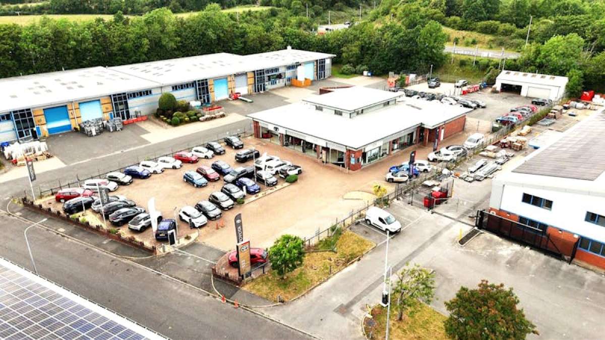 Industrial Unit in Uckfield - photo 4