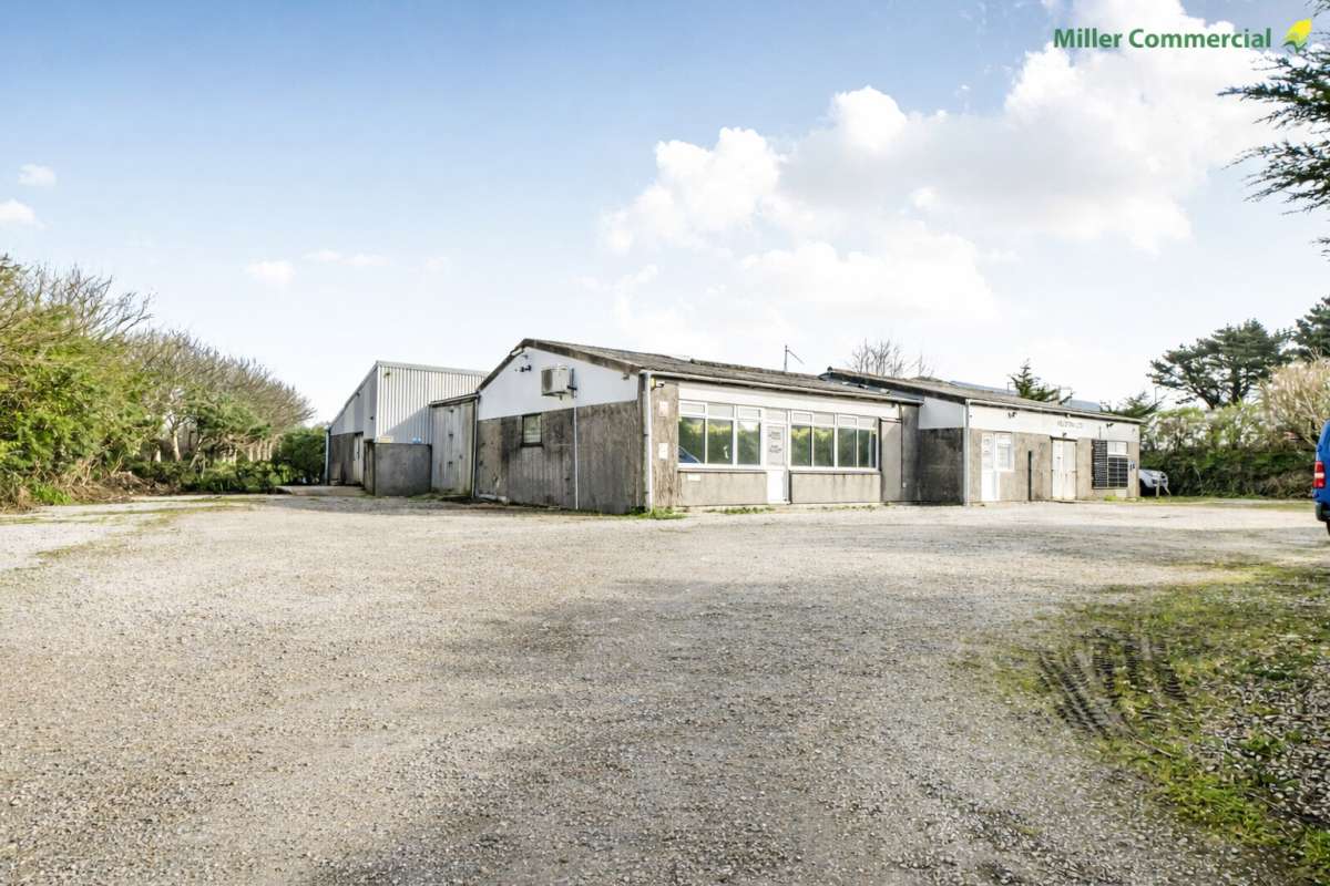 Industrial Unit in Helston - photo 2