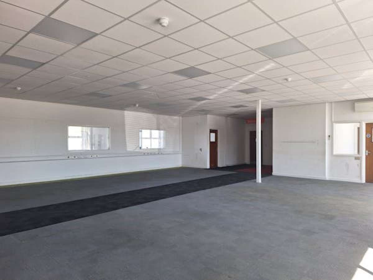 Industrial Unit in Liverpool - photo 3