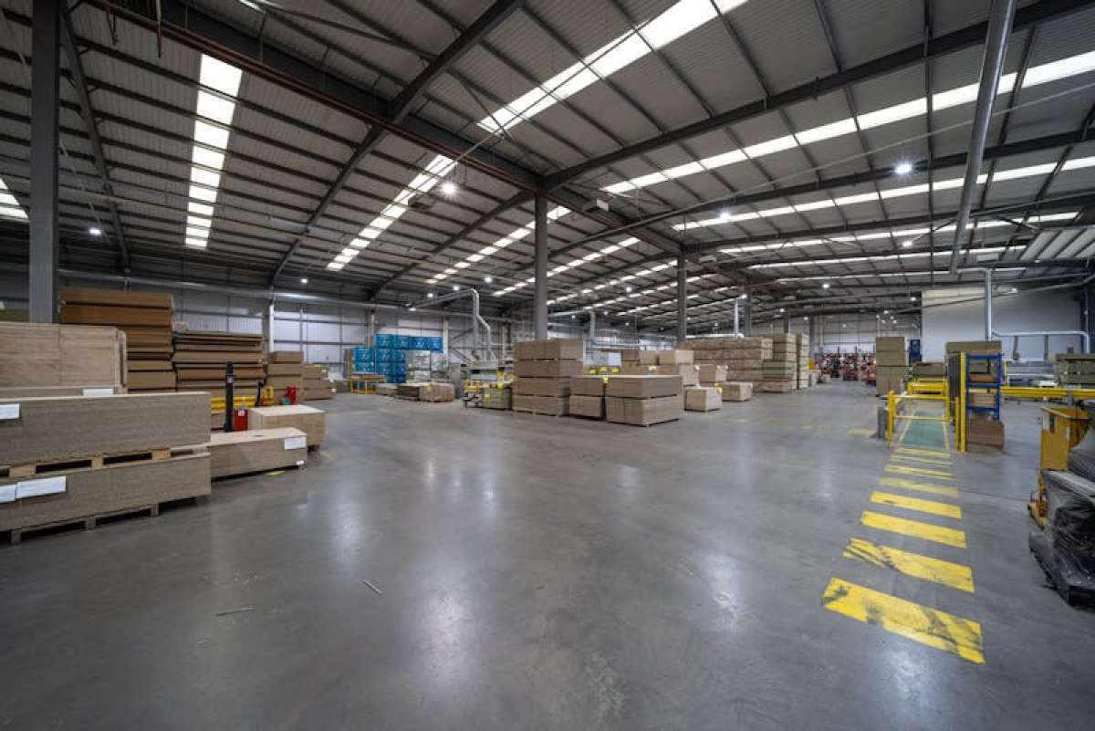 Industrial Unit in Rainham - photo 4