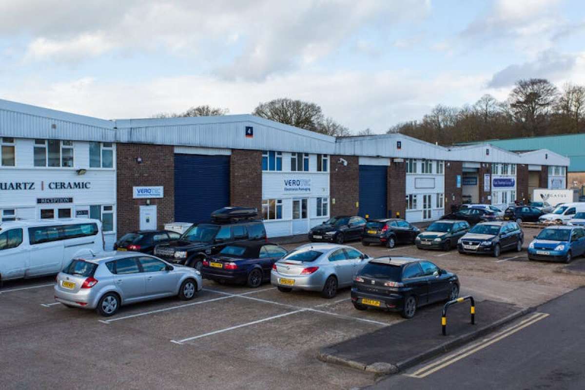 Industrial Unit in Southampton - photo 3