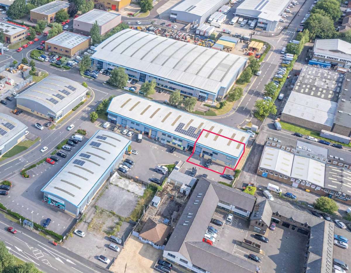 Industrial Unit in Hedge End - photo 2