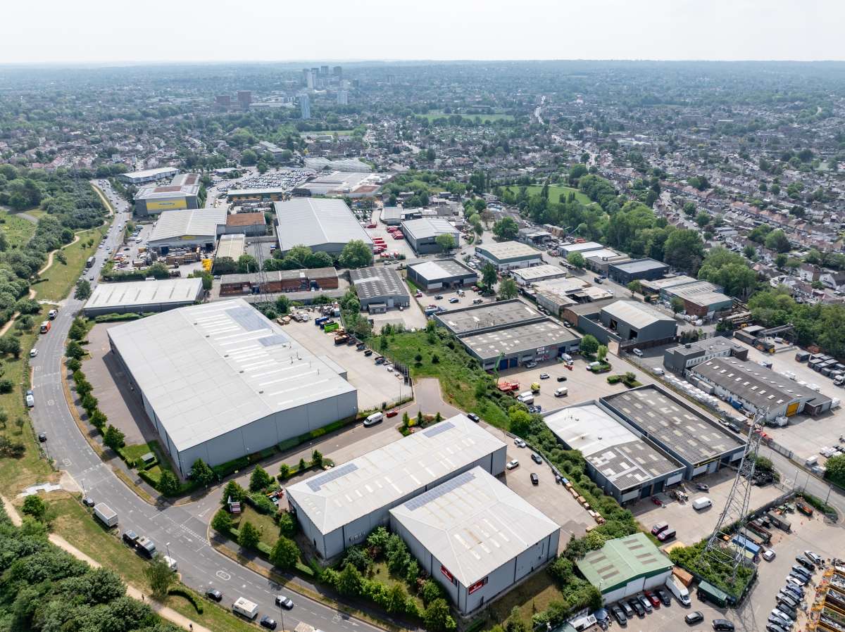 Industrial Unit in Sutton - photo 2