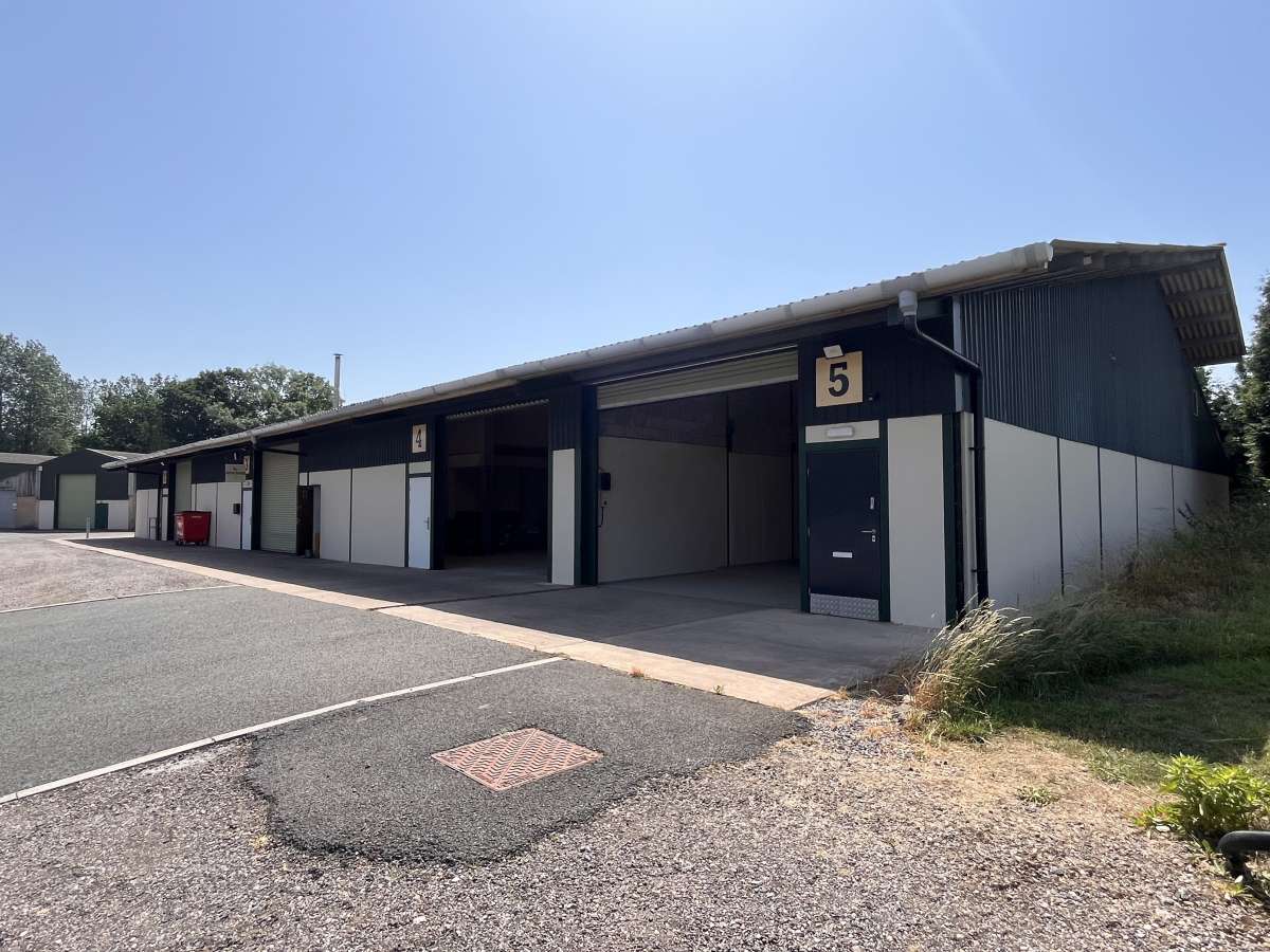 Industrial Unit in Exeter - photo 4
