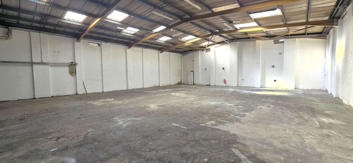 Industrial Unit in London