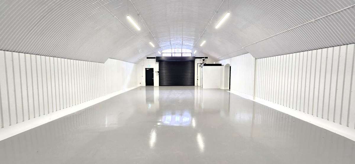 Industrial Unit in London