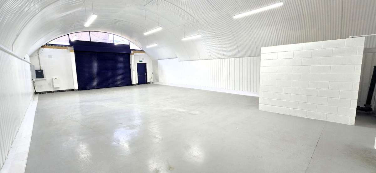 Industrial Unit in London