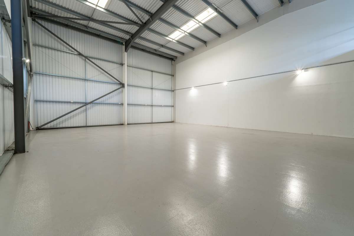 Industrial Unit in Sutton - photo 4