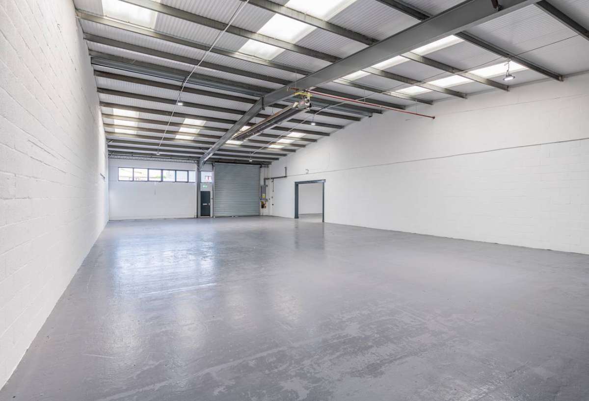 Industrial Unit in Melksham - photo 3