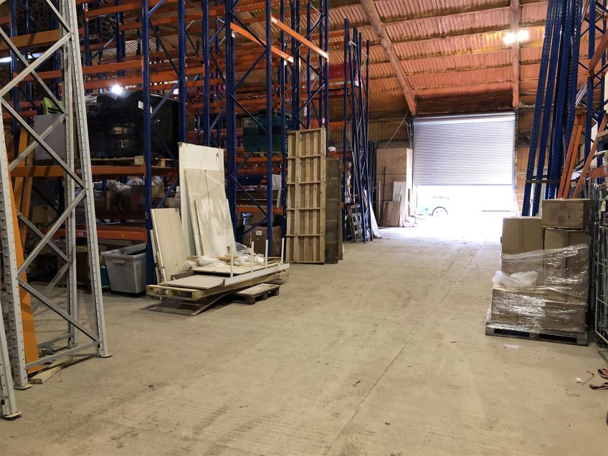 Industrial Unit in Adjacent A1 Grantham - photo 3