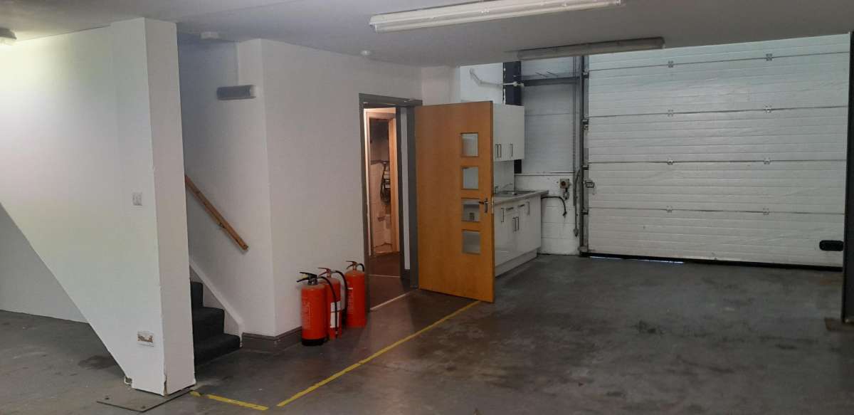 Industrial Unit in Ashford - photo 4
