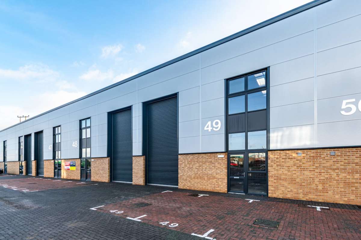 Industrial Unit in Wimborne - photo 4