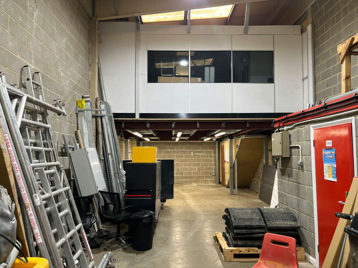 Industrial Unit in Maidstone - photo 2