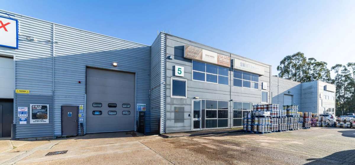 Industrial in Salfords