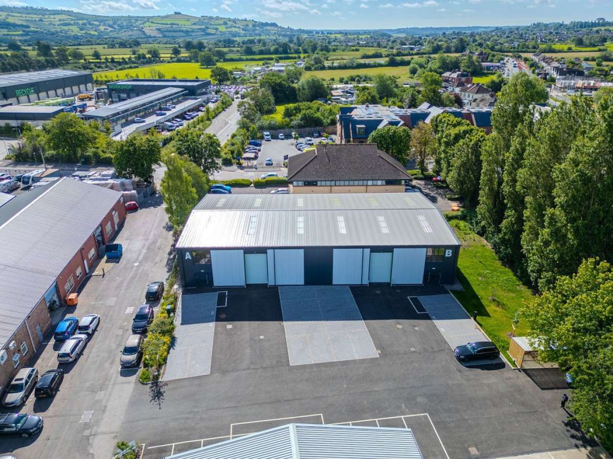 Industrial Unit in Bristol - photo 4