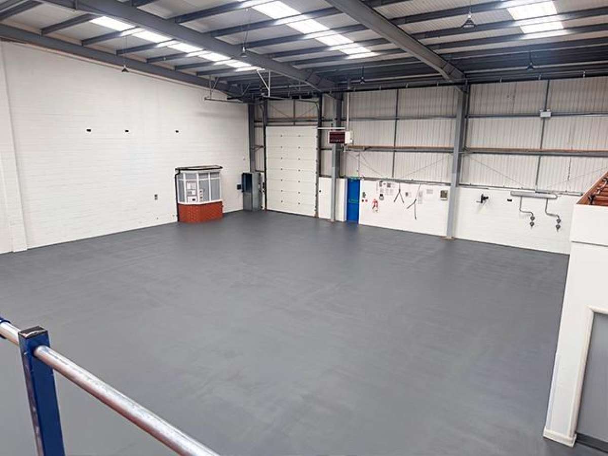 Industrial Unit in Shirley - photo 2