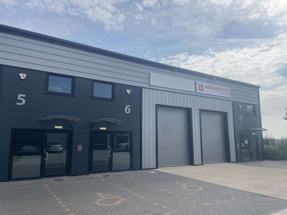 Industrial Unit in Yaxley - photo 3